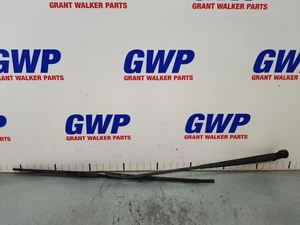 FORD FALCON Right Front Wiper Arm XH 1996-1999 - AWU89 - Picture 1 of 12