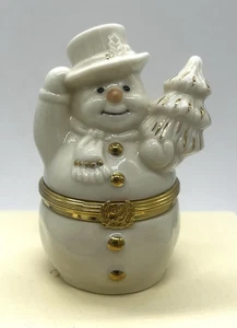 Lenox Treasures The Snowmans Surprise Box Ivory Gold Trinket Box Snowflake Charm - Picture 1 of 18