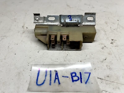 OEM Ignition Switch 1970-1971, 1973-1986 Chevrolet C20, C10, Suburban B17-3 - Imagem 1 de 4