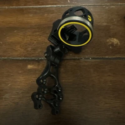 ¡Mira de arco de fibra óptica Trophy Ridge Volt .019" de 5 pines! "Y estabilizador estático de 6""" Foto 1 de 4