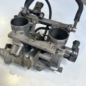 Yamaha TDM900 2006 Throttle buy fuel intake manifold - Picture 1 of 7