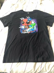 Marvel Mermaid Deadpool Funko Pop Tee Schwarz T-Shirt Größe Large Unisex Neu - Bild 1 von 6