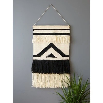 Carpet Rugs Wall Hanging Black/White 20in X 30in - Image 1 of 2