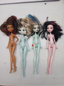 Monster High Dolls Draculaura &2 Frankie Steins & Clawdeen 4 In Total - Picture 1 of 6