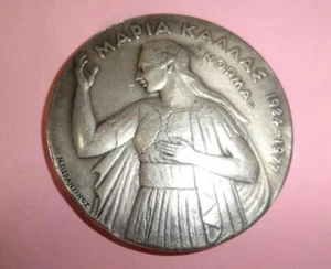 DE COLECCIÓN GRIEGA MARIA CALLAS MEDALLA DE PLATA GRIEGA ""NORMA"" 1924-1977 N.PERANTINOS - Imagen 1 de 7