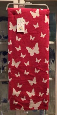 DOCOFIL"BUTTERFLIES" HOT PINK OVERSIZED REVERSIBLE THROW 51 by 67"  PORTUGAL NWT - Image 1 of 4