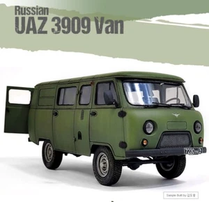[NEW] 1/35 RUSSIAN UAZ 3909 VAN OLD CAR VEHICLE PLA MODEL DIECAST ACADEMY 13552 - Picture 1 of 10
