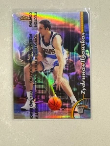 1998-99 Topps Finest Zydrunas Ilgauskas Refractor #164 Cleveland Cavaliers - Picture 1 of 2