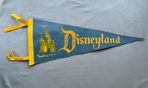 Iconic Californian Tradition - Walt Disney’s Disneyland Felt Souvenir Pennant - Picture 1 of 10