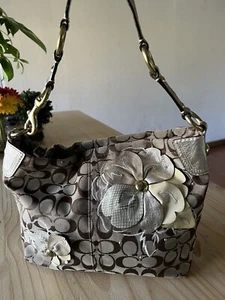 coach floral bag Brown Medium (See Pics For Details) - Picture 1 of 7