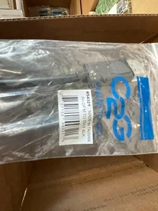 BRAND NEW, LOT OF 100,  C2G,  DISPLAY PORT TO DVI ADAPTER CABLE, part # 54321 - Picture 1 of 2