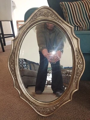 Овальная скошенная зеркальная позолоченная деревянная рама Howard Elliott коллекция Trafalgar - Изображение 1 из 4