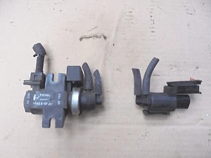 KIA SEDONA 2000 2.9 TDI DIÉSEL PAR DE ELECTROVÁLVULAS DE VACÍO DE AIRE - Imagen 1 de 1