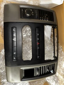 2012 ram 2500 center console - Picture 1 of 1