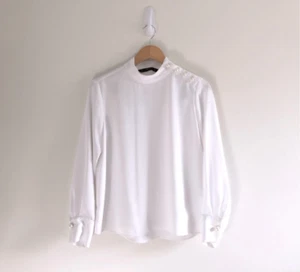 NWT Zara White Blouse Pearl detail size small bell sleeve - Picture 1 of 13