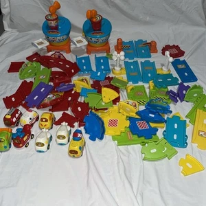 Vtech Airport 80pcs Set With 8 Vehicles - Picture 1 of 11