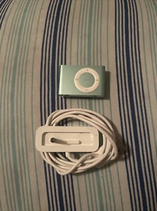 Apple iPod Shuffle 2nd Generation 1 GB A1204 Green - Picture 1 of 3