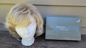 Salsa Wig Raquel Welch SALSA AVERAGE R23S GLAZED VANILLA BB7 - Picture 1 of 8