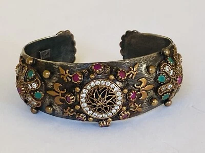 Brazalete artesanal de plata esterlina rubí verde esmeralda flor de lis oxidado Foto 1 de 4