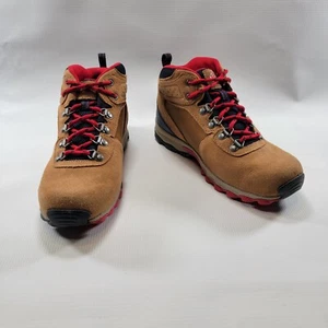 Columbia Women's Newton Ridge Plus Waterproof Amped Hiking Shoes Boots Size 5 - Picture 1 of 9
