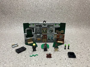 LEGO ® Harry Potter 76410 Slytherin house banner - Picture 1 of 5