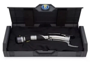 Disney Star Wars Count Dooku Jedi Master Legacy Lightsaber Hilt SEALED NEW - Picture 1 of 1