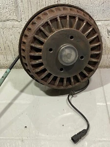 RENAULT CAPTUR 2014 Mk1 1.5 DCI WHEEL HUB STUB REAR RIGHT DRIVERS SIDE /2013-19 - Picture 1 of 10