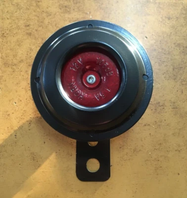 CLACSON 12V DC corrente diretta 1.5A 105dB D. 71 mm UNIVERSALE MOTO omologato - Immagine 1 di 3