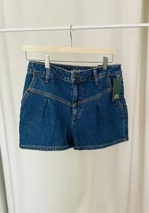 Women's High-Rise Denim Jean Shorts - Wild Fable Size 8 - NWT - Picture 1 of 6