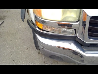 Luz de esquina/parque para pasajeros estilo clásico para camioneta Sierra 1500 99-07 5079776 Foto 1 de 2