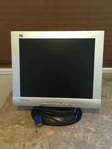 ViewSonic Monitor VA720 17" LCD Monitor - Picture 1 of 3