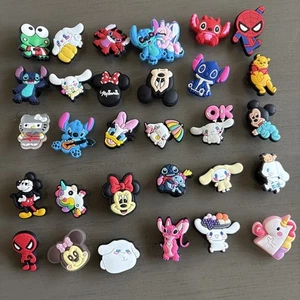 Croc Accessories With A Big Variety Of Disney Cartoon Characters, Lot Of 30 - Picture 1 of 1
