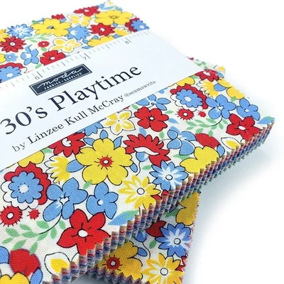 Moda 30s Playtime 100% cotton vintage style floral fabric, patchwork squares - Image 1 of 4