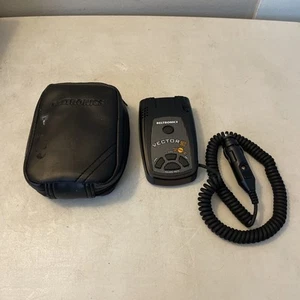 Beltronics Vector 965 Radar Detector With Original Factory Power Cord And Case - Picture 1 of 4
