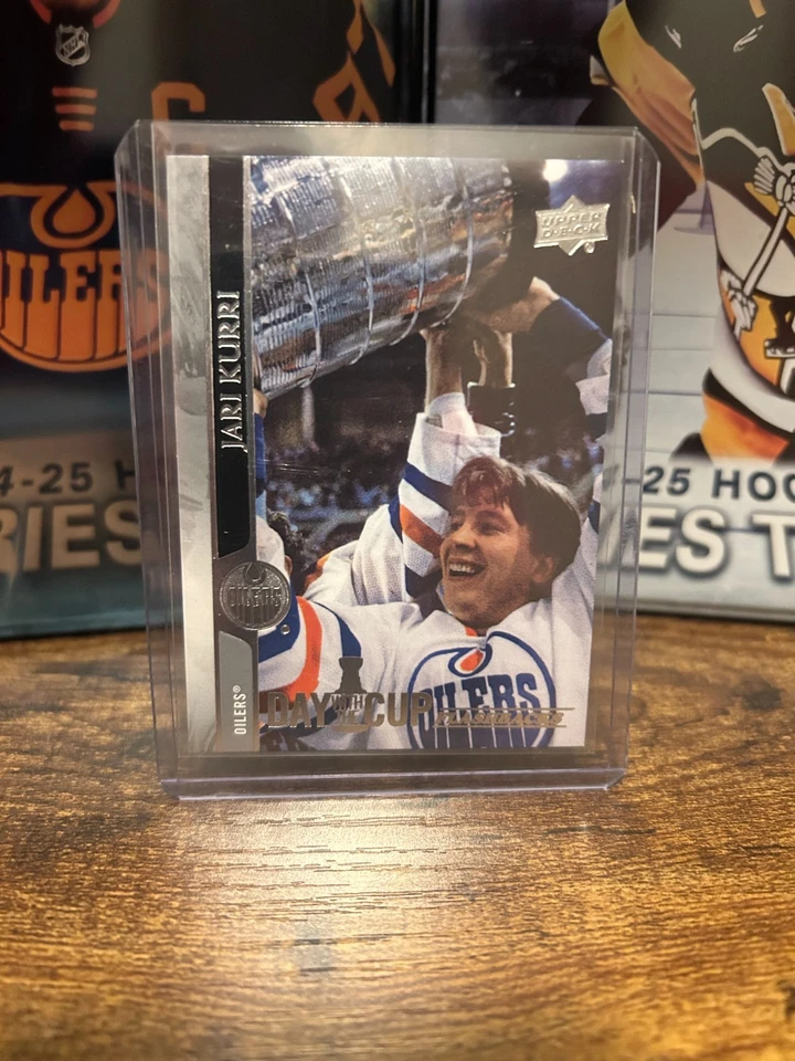 Serie de cubierta superior 2020-21 1 día con la copa Jari Kurri #DCF5 SSP ESTUCHE ¡ÉXITO!! Foto 1 de 2