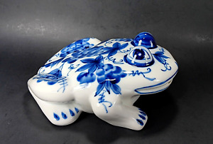 Frog Garden Statue Chinoiserie Blue & White Ceramic Floral Grape Design Decor