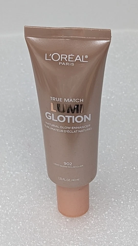 L’Oréal Paris Makeup True Match Lumi Glotion 902 Light Glow - Image 1 of 1