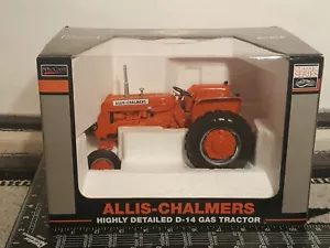 Allis Chalmers D-14 Gas 1/16 diecast farm tractor replica by SpecCast - Picture 1 of 7