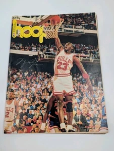 HOOP Game Program 1989 Michael Jordan! Bulls vs Cavs XVI issue 2 Ships FREE! - Picture 1 of 10