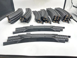 21 Life-Like Train Power Loc HO 9" Curved Tracks 583157 and TWO Rerailers 583109 - Picture 1 of 8