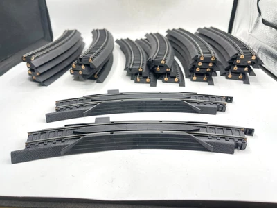 21 Life-Like Train Power Loc HO 9" Curved Tracks 583157 and TWO Rerailers 583109 - Image 1 of 4