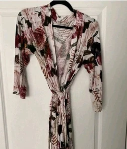 Posh Peanut Bamboo Robe XL Rose Floral Pockets Pregnancy Postpartum Nursing - Picture 1 of 11