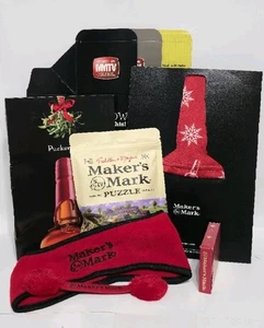 Makers Mark Ambassador Geschenke - Muffs, Puzzle, Mistelzweig, Hut, Knebelboxen, Karten - Bild 1 von 9