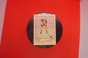 1951-52 Parkhurst Adam Brown #30 Rookie Card Boston Bruins - Picture 1 of 24