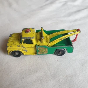 Vintage Matchbox Lesney No 13 BP Dodge Wreck Truck Yellow Green Hook England #52 - Picture 1 of 5