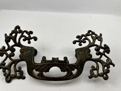 Craftsman metal drawer box handle pull gate Victorian Cast Brass screws included - Image 1 of 4