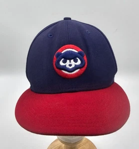 De Colección New Era Chicago Cubs Oso Logo Azul Rojo Ala Talla 7-5/8 Usado Gorra Ajustada Sombrero - Imagen 1 de 6
