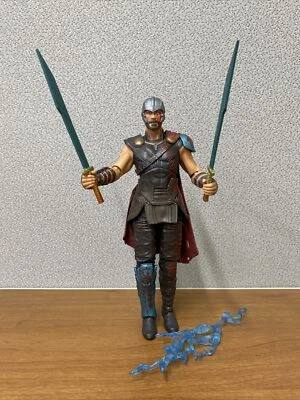 FIGURA DE ACCIÓN SUELTA DIAMOND SELECT TOYS MARVEL THOR RAGNOROK GLADIADOR THOR Foto 1 de 4