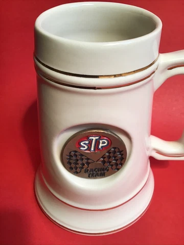 STP MUG *RARE* WHITE ,PORCELAIN, INDY RACING , Daytona, PETTY,NASCAR, 6”NOS Cover