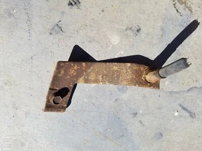 1965 DODGE CORONET REAR BRAKE LINE BRACKET HOLDER SUPPORT 1964 PLYMOUTH MOPAR - Image 1 of 4